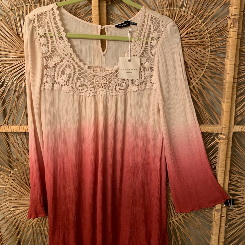 Blu Pepper Bell Sleeve Pink/cream lace tunic